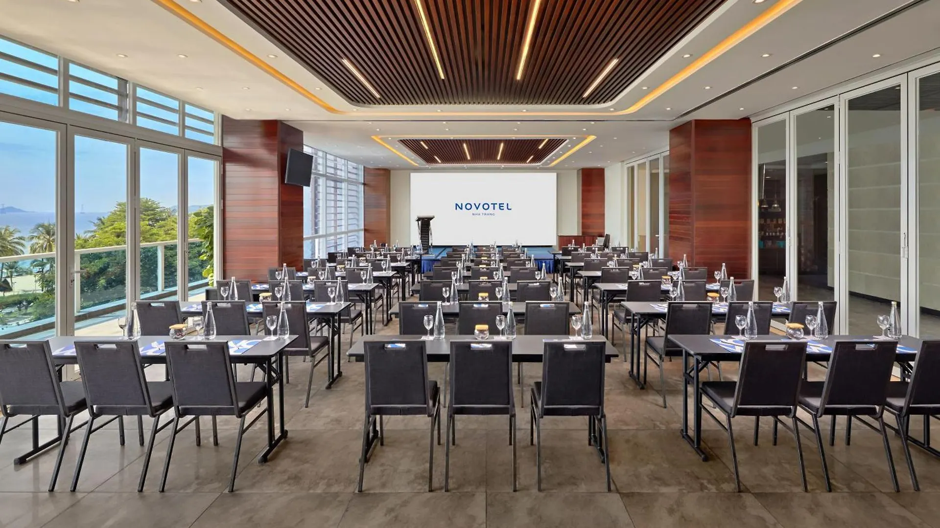 Hotel Novotel Nha Trang