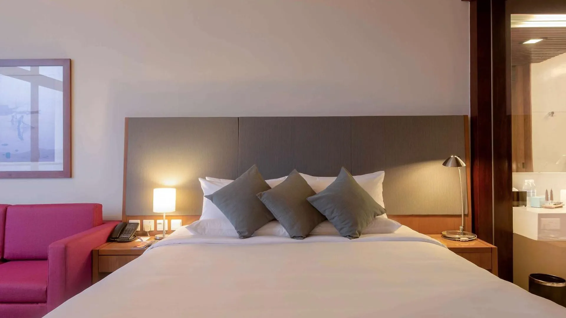 Hotel Novotel Nha Trang