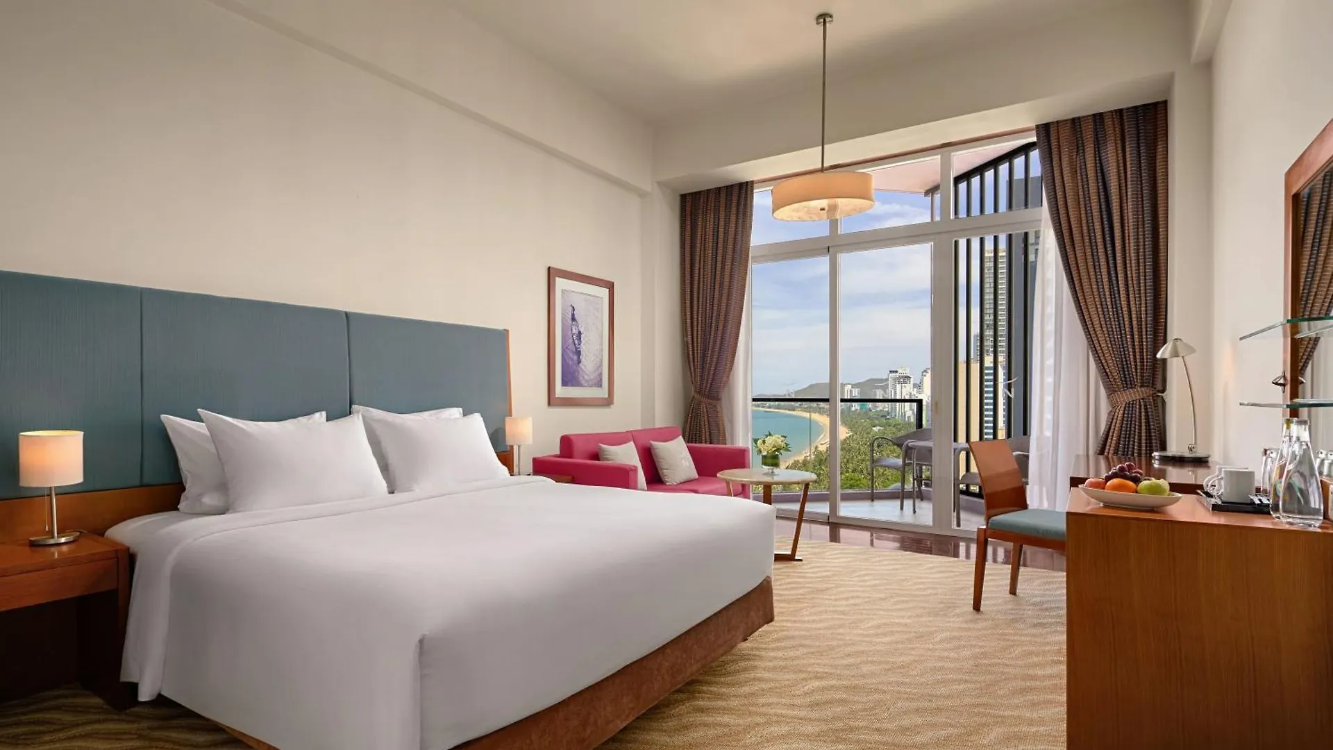 Novotel Nha Trang 4*,